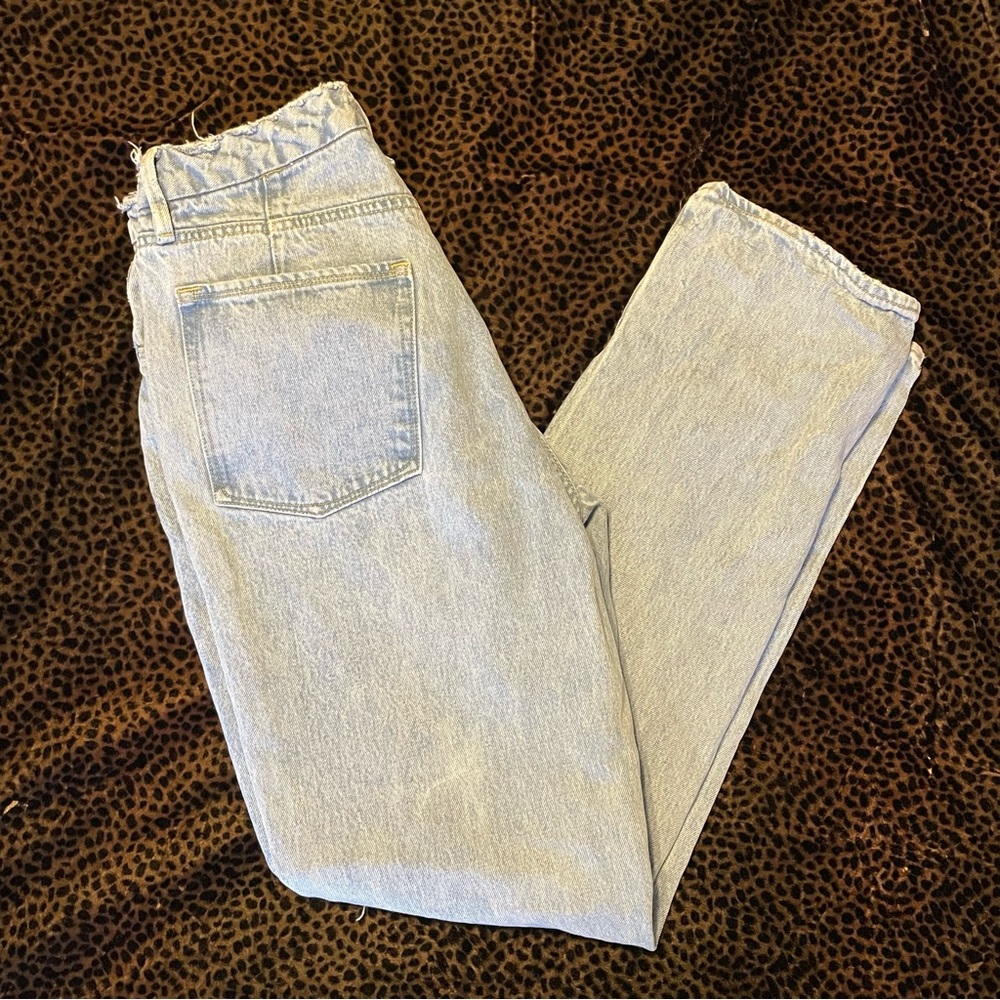 Good American Blue Straight Leg Ripped Jeans - Picture 2 of 5